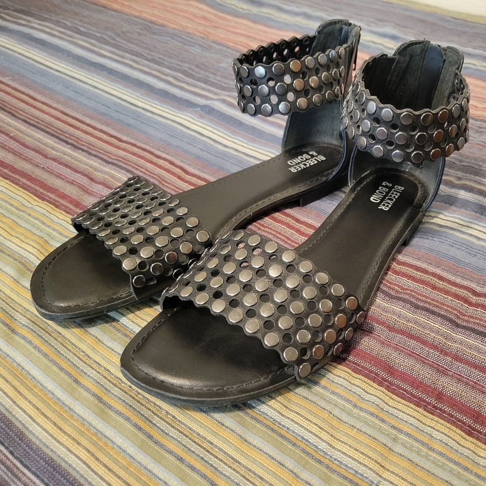 Bleeker & Bond black metal studded sandals size 8
